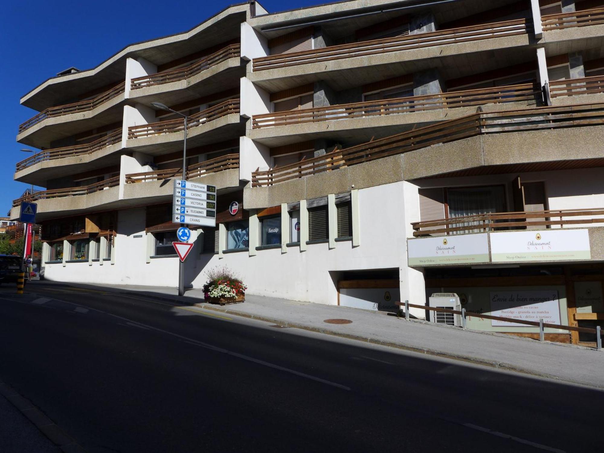 Apartment Rond-Point By Interhome Crans-Montana Bagian luar foto